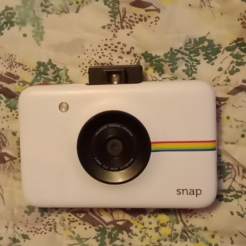Polaroid SNAP with charger